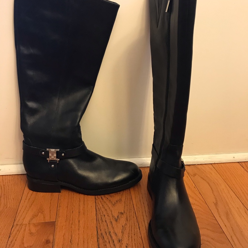 VINCE CAMUTO RIDING BOOTS